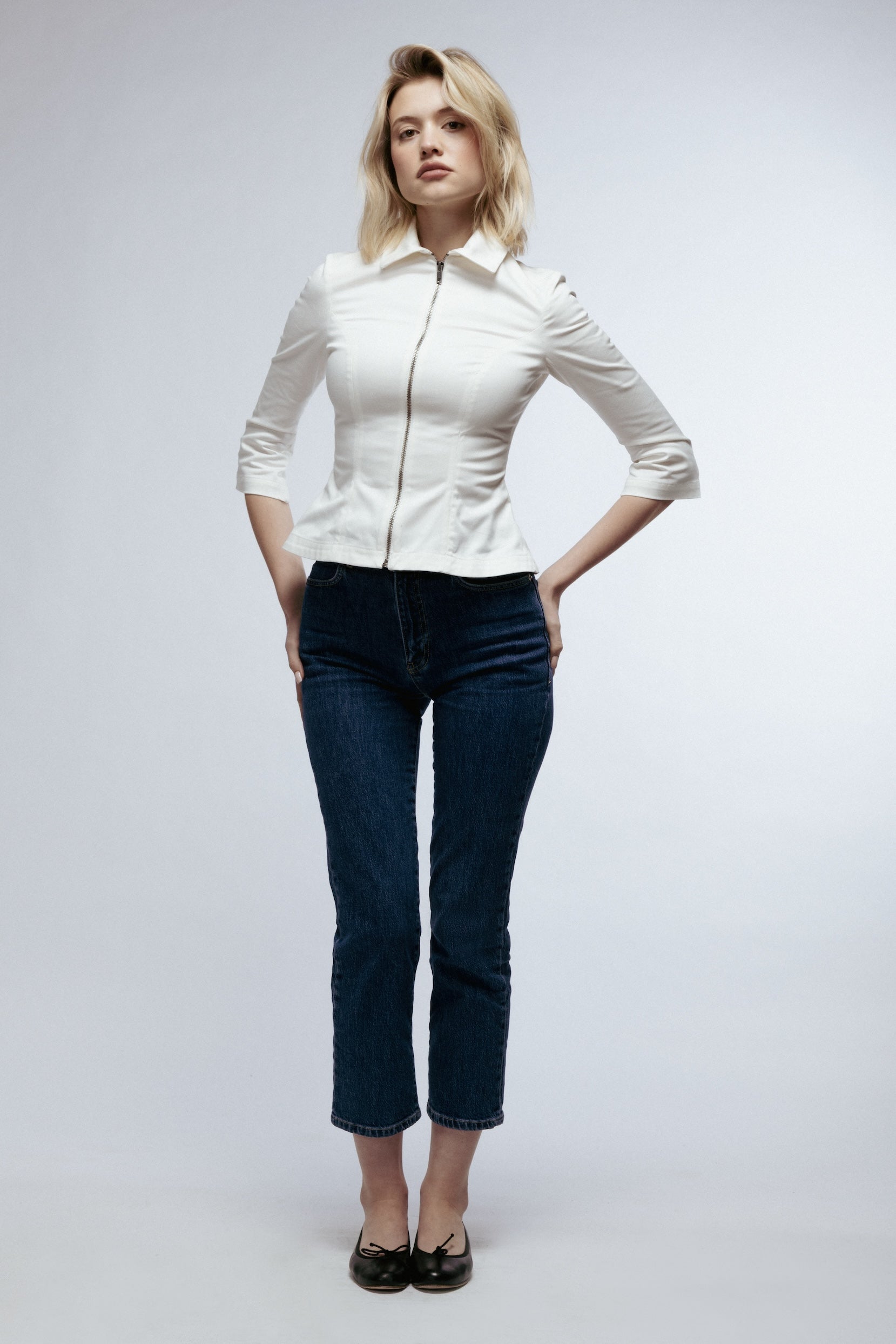 THE STRAIGHT LEG STRETCH JEAN