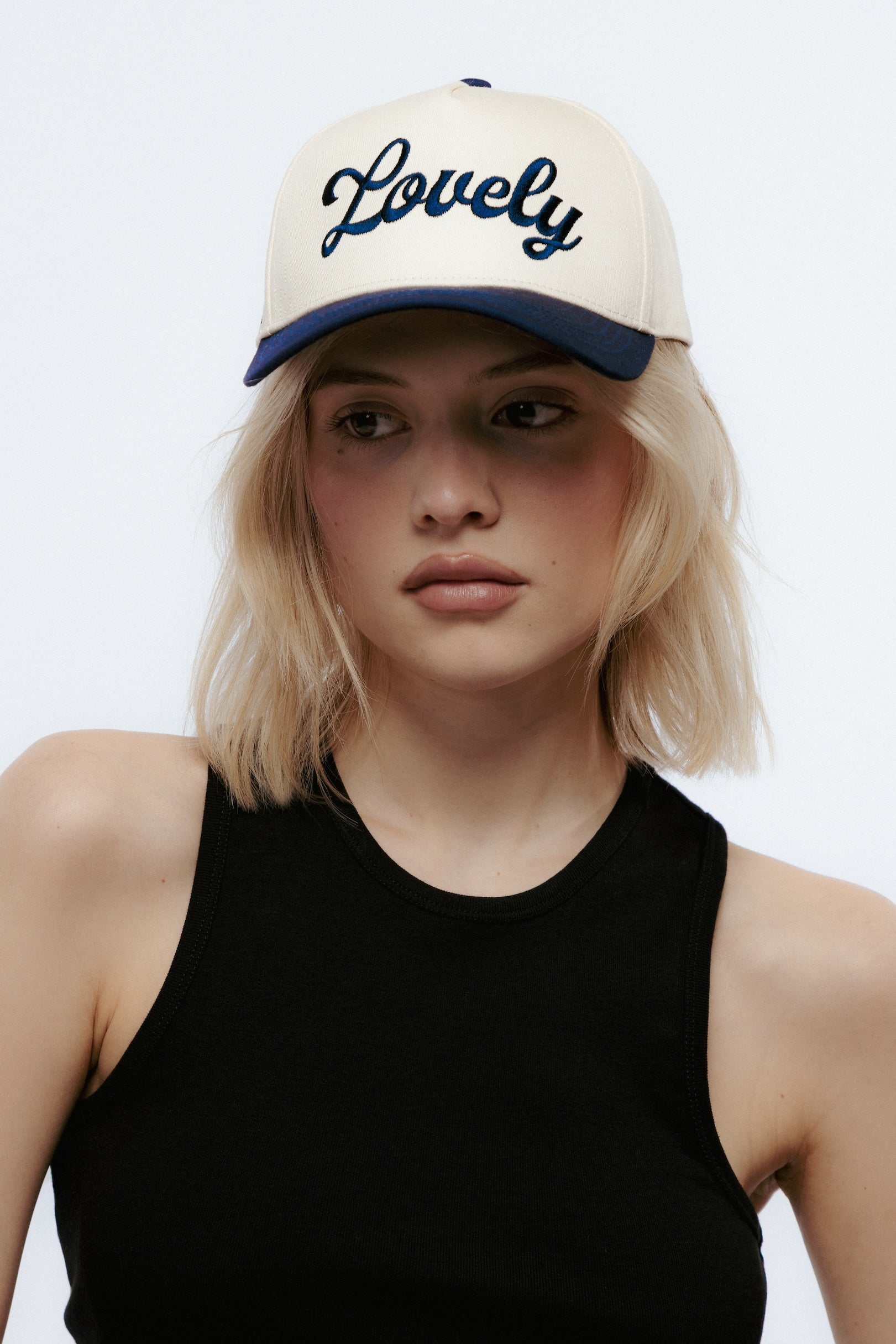 THE LOVELY HAT
